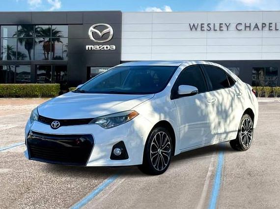 TOYOTA COROLLA 2015 5YFBURHE5FP319281 image