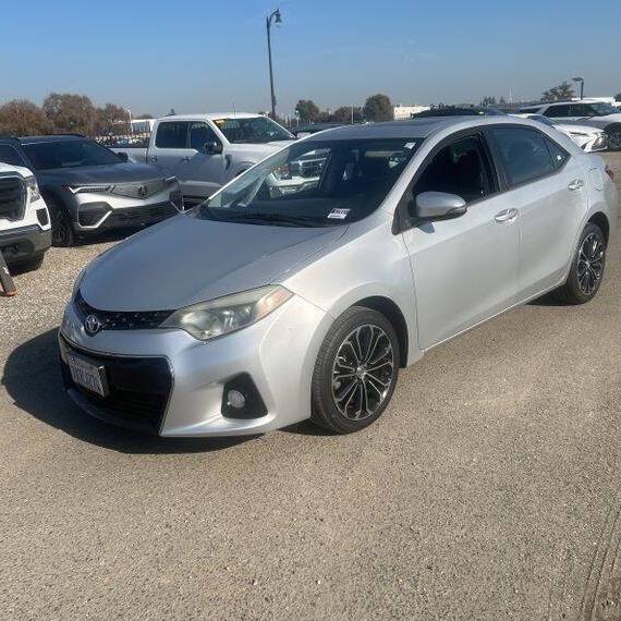 TOYOTA COROLLA 2015 5YFBURHE9FP284048 image