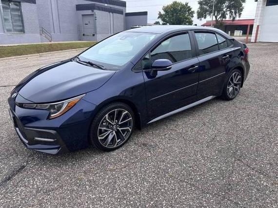 TOYOTA COROLLA 2022 5YFS4MCE8NP128320 image