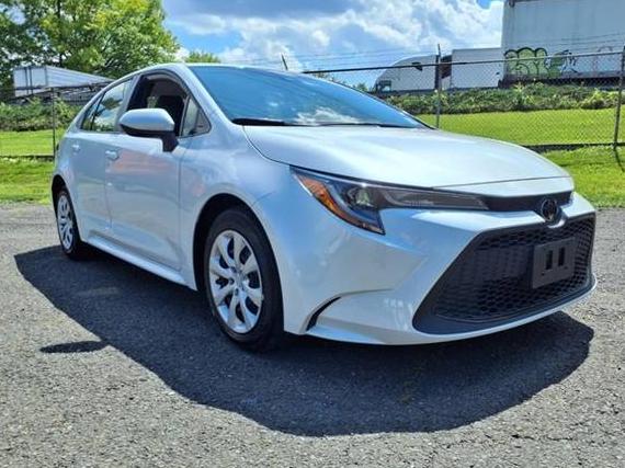 TOYOTA COROLLA 2022 JTDEPMAE5N3029695 image