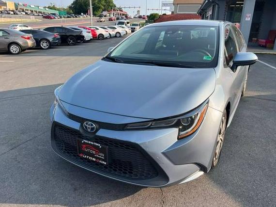 TOYOTA COROLLA 2022 JTDEAMDE1NJ054831 image