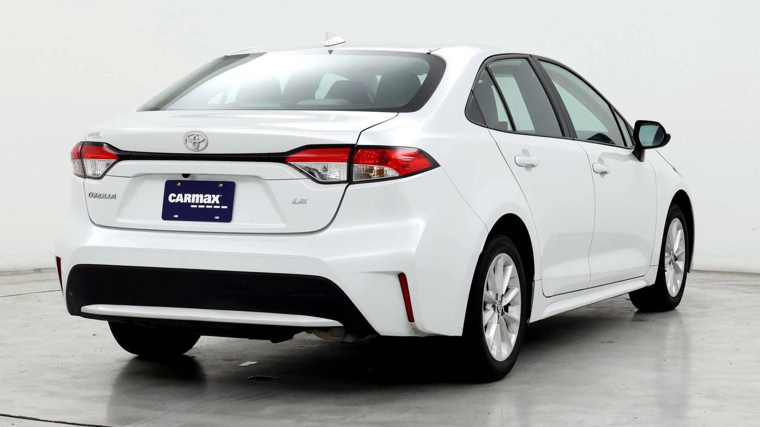 TOYOTA COROLLA 2022 5YFVPMAE8NP304158 image