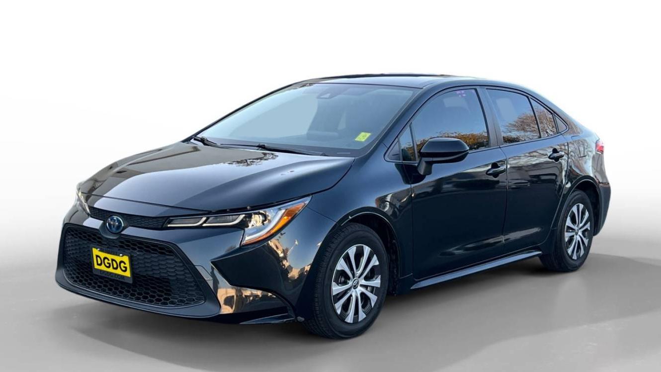 TOYOTA COROLLA 2022 JTDEAMDE0NJ050981 image