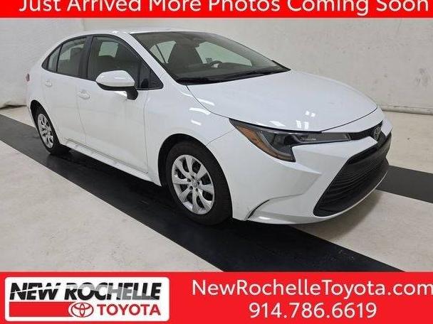 TOYOTA COROLLA 2022 JTDEPMAE8N3004693 image