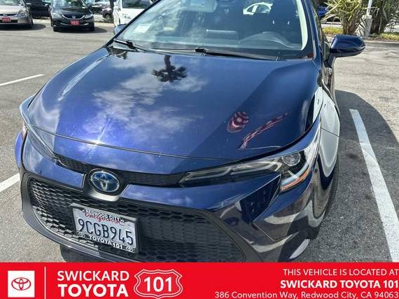 TOYOTA COROLLA 2022 JTDEAMDE1NJ059429 image