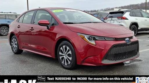 TOYOTA COROLLA 2022 JTDEAMDE6NJ050340 image