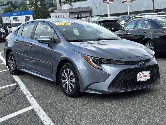 TOYOTA COROLLA 2022 JTDEAMDE4NJ056685 image
