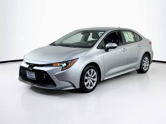TOYOTA COROLLA 2022 JTDEPMAE1NJ226021 image