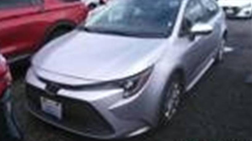 TOYOTA COROLLA 2022 JTDEPMAE2NJ224584 image