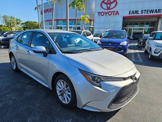 TOYOTA COROLLA 2022 5YFVPMAE0NP391277 image