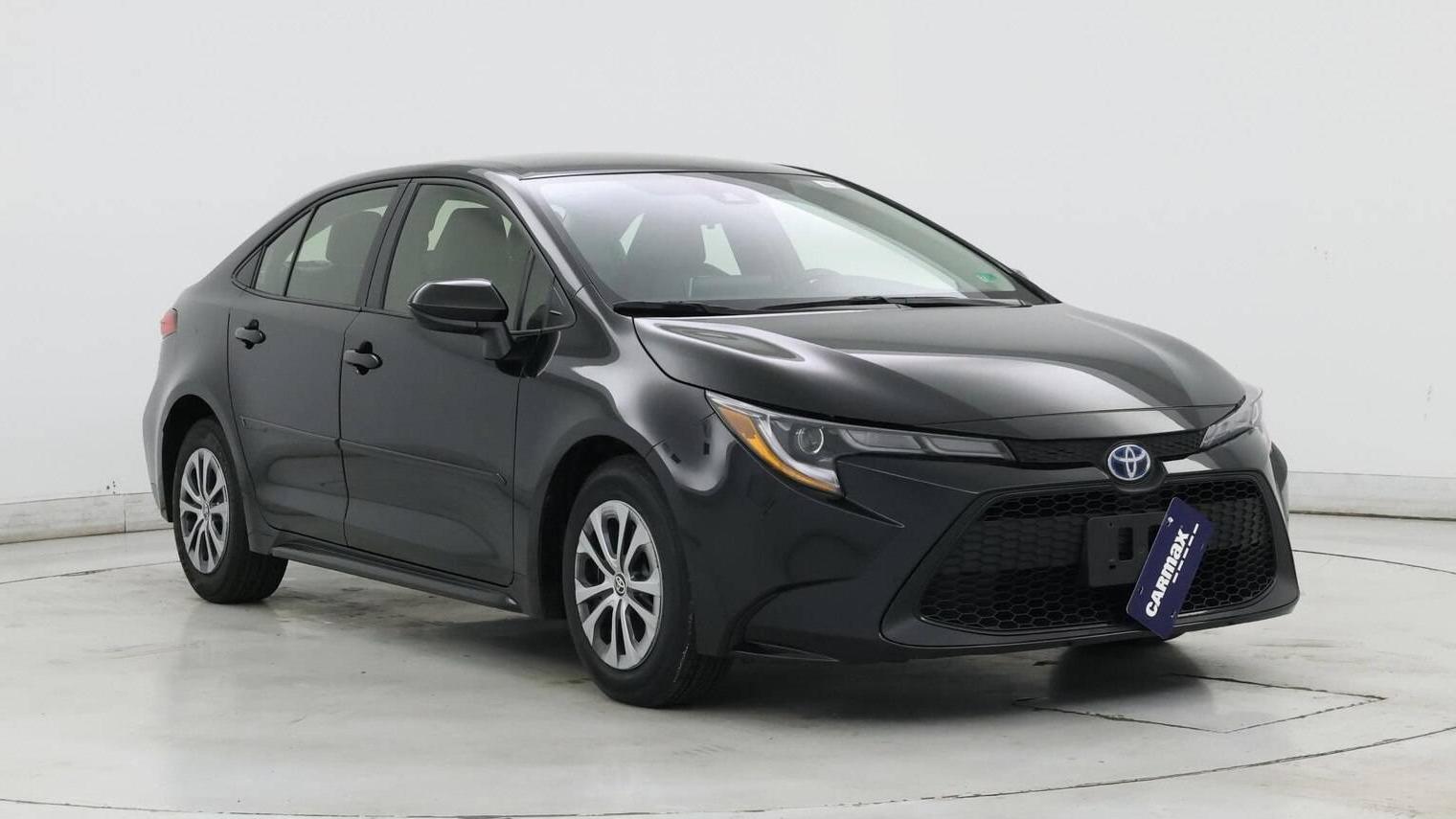 TOYOTA COROLLA 2022 JTDEAMDE0NJ058045 image