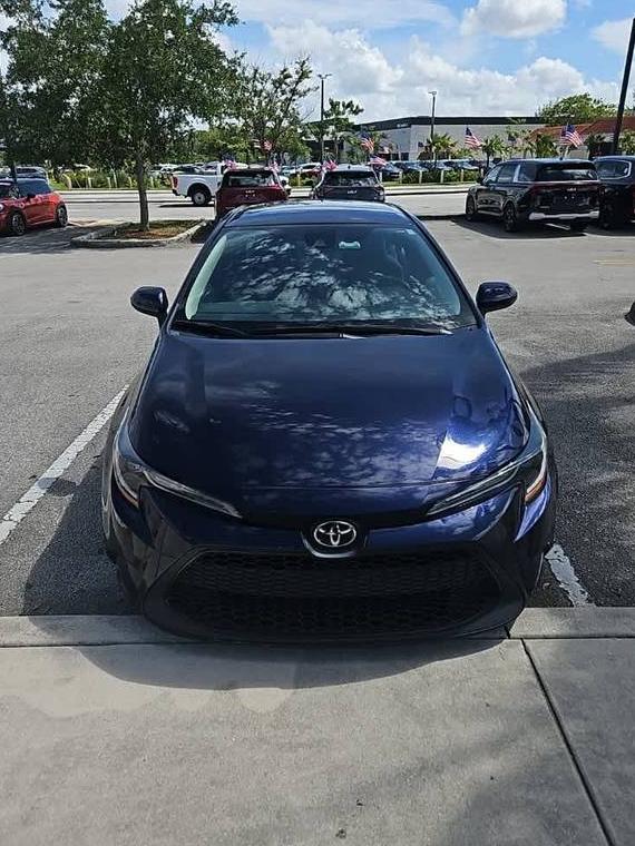 TOYOTA COROLLA 2022 5YFEPMAE8NP352436 image