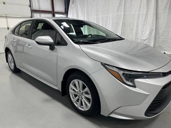 TOYOTA COROLLA 2025 JTDBCMFEXSJ041971 image