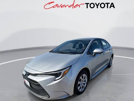 TOYOTA COROLLA 2025 JTDBCMFE4S3073173 image
