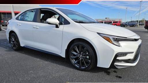 TOYOTA COROLLA 2025 5YFT4MCE8SP222035 image