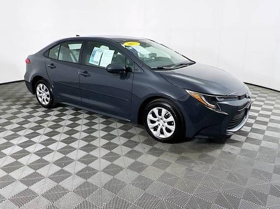 TOYOTA COROLLA 2025 5YFB4MDE3SP351696 image