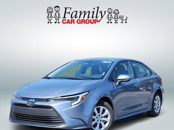 TOYOTA COROLLA 2025 JTDBCMFE5SJ038038 image