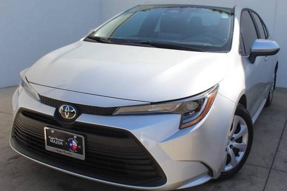 TOYOTA COROLLA 2025 5YFB4MDE3SP279303 image