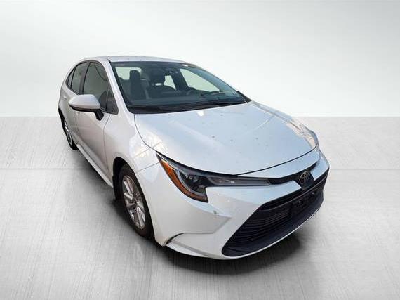 TOYOTA COROLLA 2025 5YFB4MDE5SP273003 image