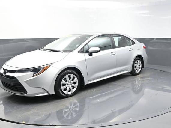TOYOTA COROLLA 2025 5YFB4MDE2SP238273 image