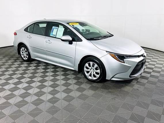 TOYOTA COROLLA 2025 5YFB4MDE3SP356395 image