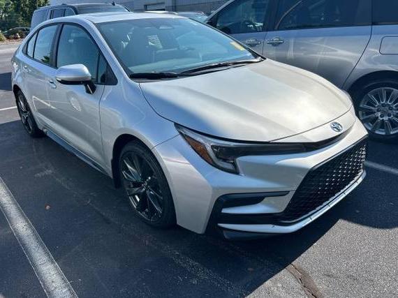 TOYOTA COROLLA 2025 5YFT4MCE5SP240914 image