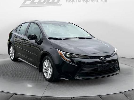 TOYOTA COROLLA 2025 5YFB4MDE0SP230141 image