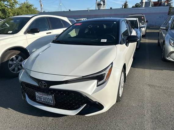 TOYOTA COROLLA 2025 JTND4MBE2S3235664 image