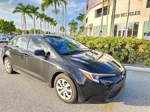 TOYOTA COROLLA 2025 JTDBCMFE5SJ043398 image