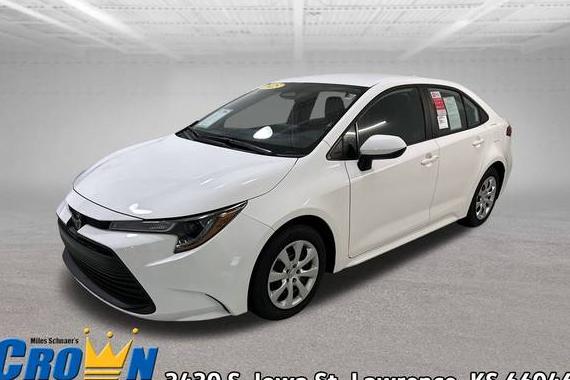 TOYOTA COROLLA 2025 5YFB4MDE0SP338002 image