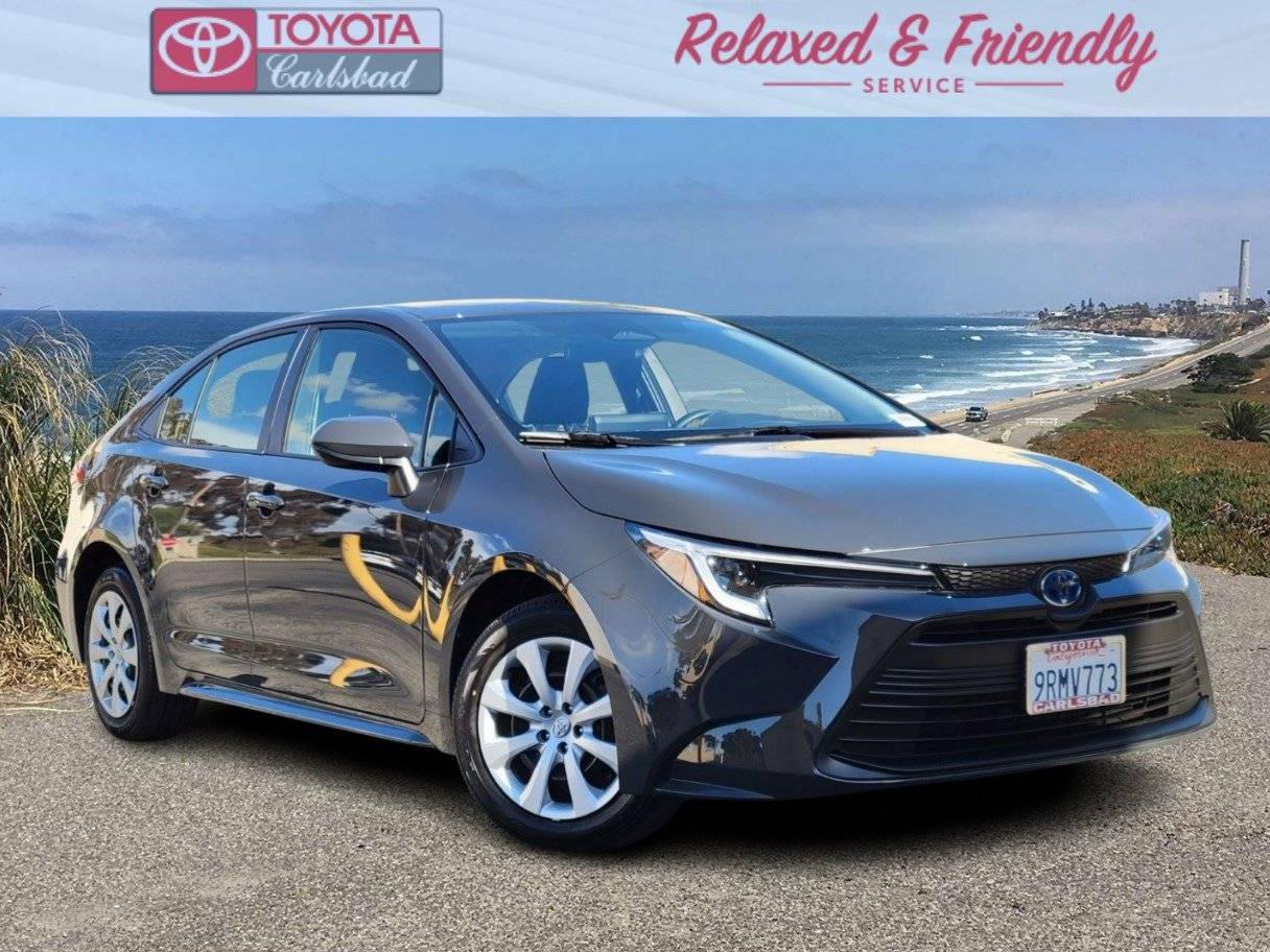 TOYOTA COROLLA 2025 JTDBCMFE1S3077200 image