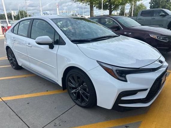 TOYOTA COROLLA 2025 5YFS4MCE0SP243845 image
