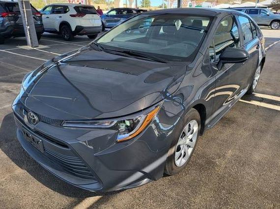 TOYOTA COROLLA 2025 5YFB4MDE2SP261925 image