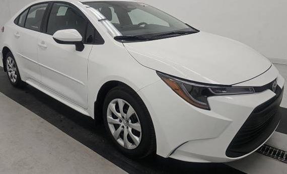 TOYOTA COROLLA 2025 5YFB4MDE0SP296995 image