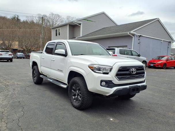 TOYOTA TACOMA 2016 5TFCZ5AN8GX013090 image