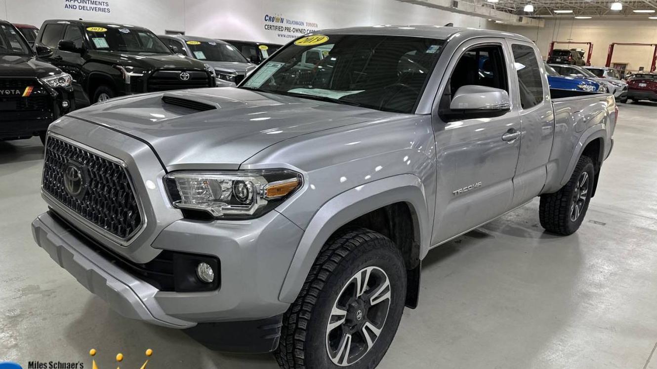 TOYOTA TACOMA 2019 5TFSZ5AN0KX174330 image