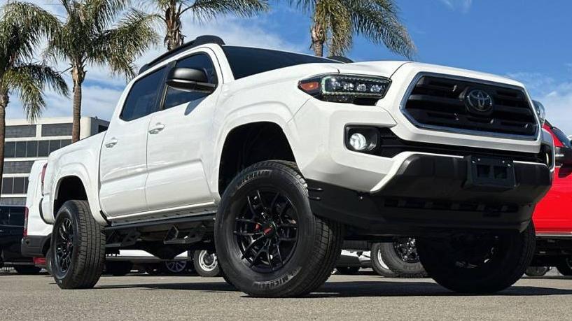 TOYOTA TACOMA 2019 5TFAX5GN1KX155584 image