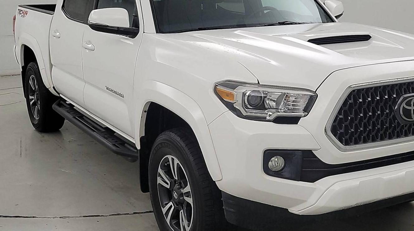 TOYOTA TACOMA 2019 3TMCZ5AN6KM270408 image