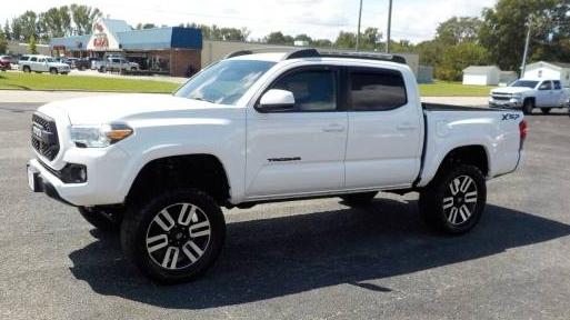 TOYOTA TACOMA 2019 3TMCZ5AN0KM230423 image