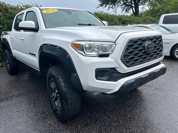 TOYOTA TACOMA 2019 3TMCZ5AN6KM250739 image