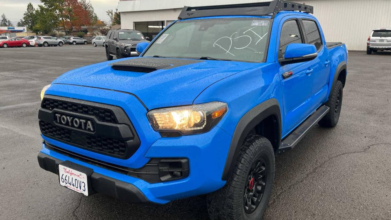 TOYOTA TACOMA 2019 5TFCZ5AN8KX199786 image