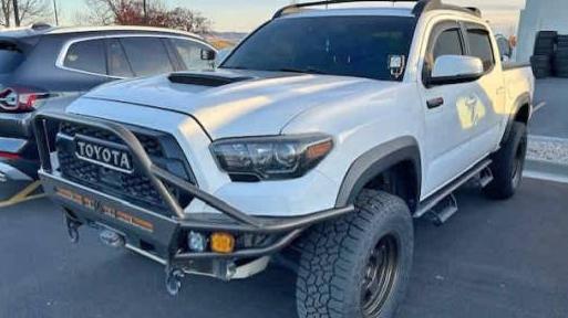 TOYOTA TACOMA 2019 5TFCZ5AN7KX188018 image