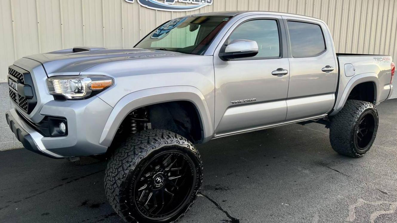 TOYOTA TACOMA 2019 5TFCZ5AN0KX209937 image