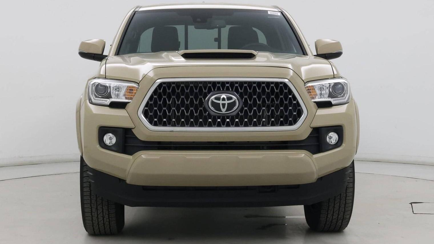 TOYOTA TACOMA 2019 5TFSZ5AN4KX168921 image