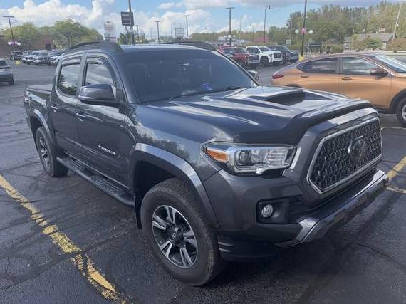 TOYOTA TACOMA 2018 3TMCZ5ANXJM175171 image