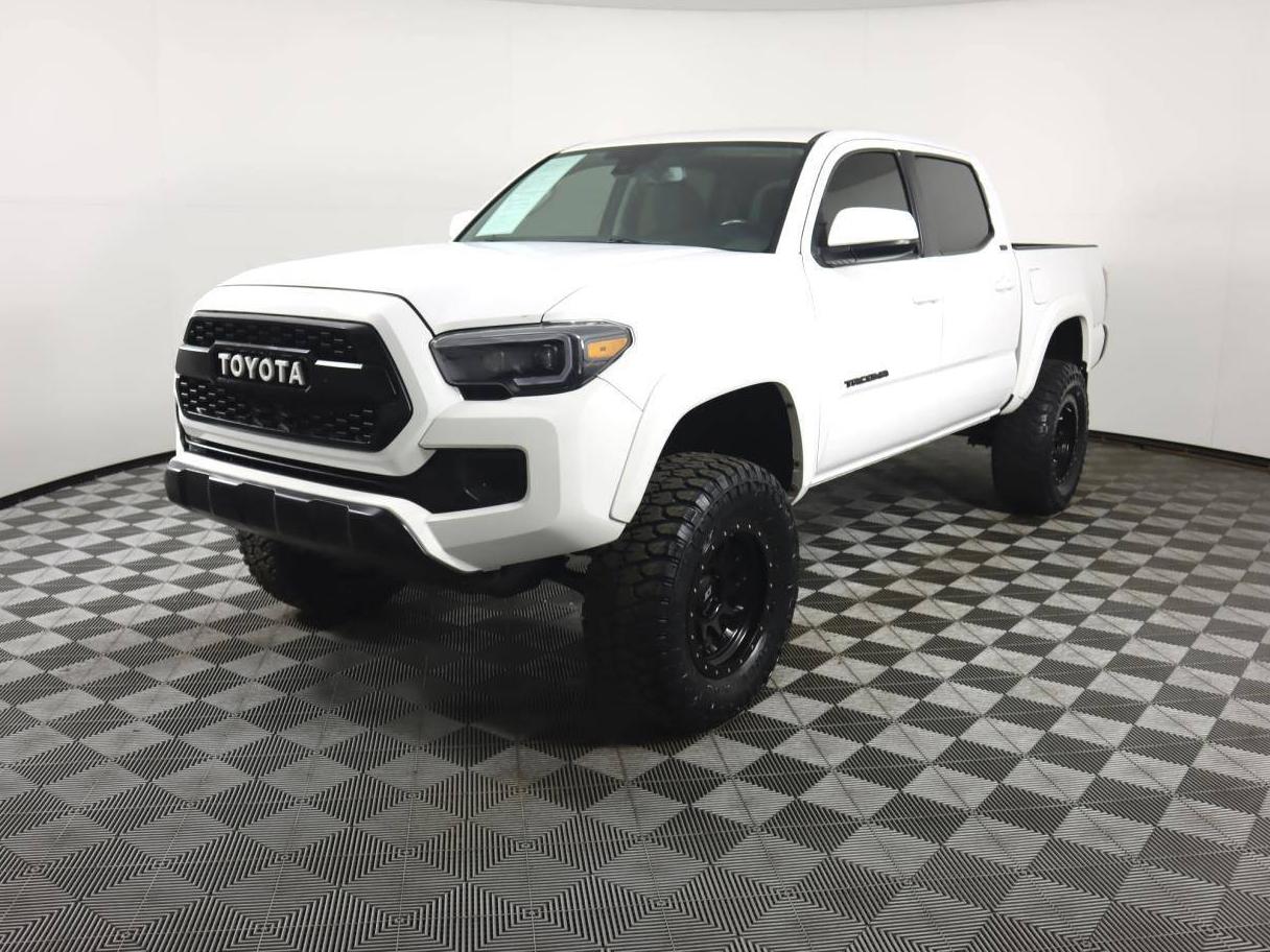 TOYOTA TACOMA 2018 3TMCZ5AN3JM131965 image