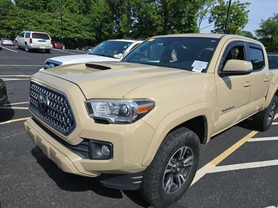 TOYOTA TACOMA 2018 3TMCZ5AN4JM134860 image