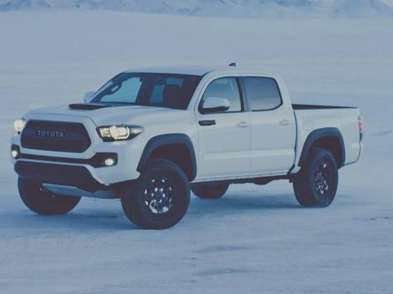 TOYOTA TACOMA 2018 3TMCZ5AN1JM171638 image