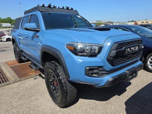 TOYOTA TACOMA 2018 5TFCZ5AN3JX159856 image