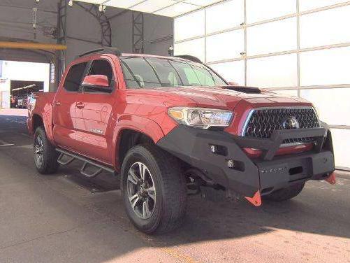 TOYOTA TACOMA 2018 5TFAZ5CN5JX069368 image